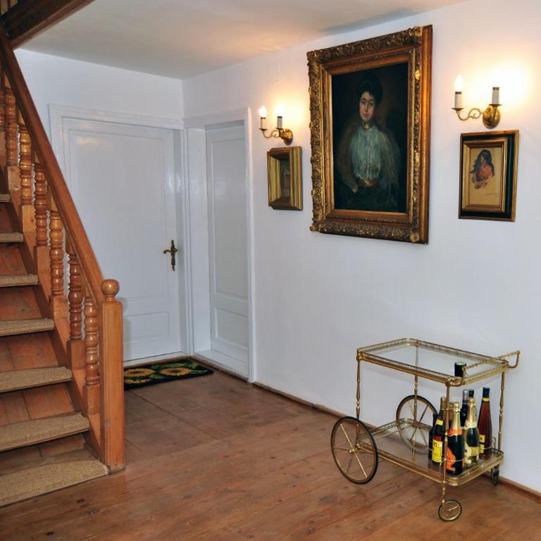 Bed & Breakfast Popamuseum Tarpesti Strada Muzeului Nr 28 Tîrpeşti Bagian luar foto